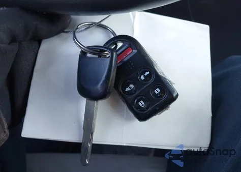 2010 Honda Odyssey Ex-L из США, поврежденный, VIN 5FNRL3H7XAB050747